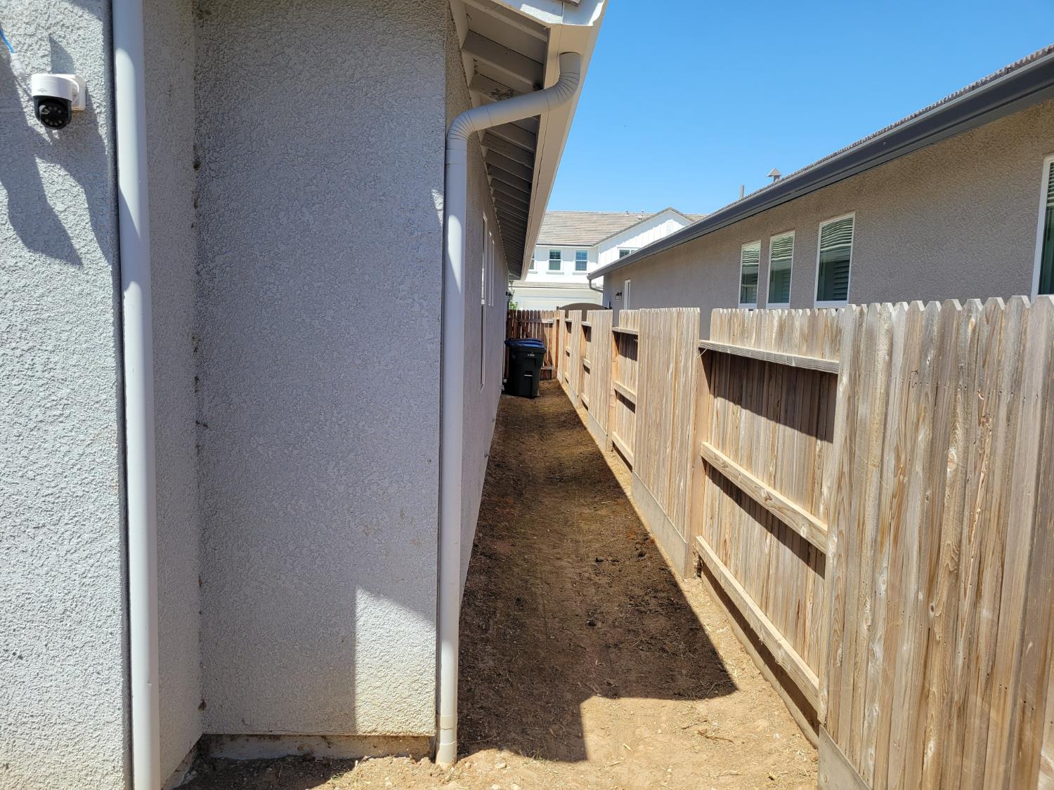 2114 Laverne Ave, Fresno, CA 93727