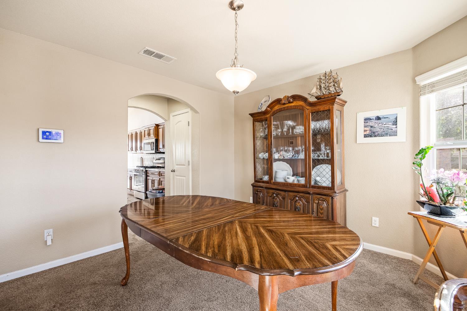6503 E Dayton Ave, Fresno, CA 93727