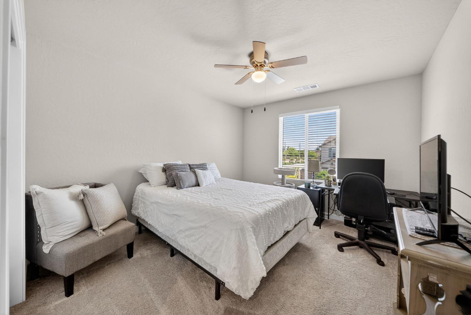 4219 N Reed Ave, Fresno, CA 93723