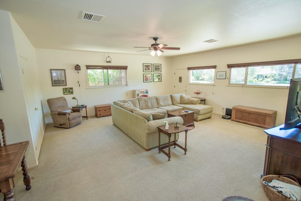 294 San Bruno Ave, Fresno, CA 93704