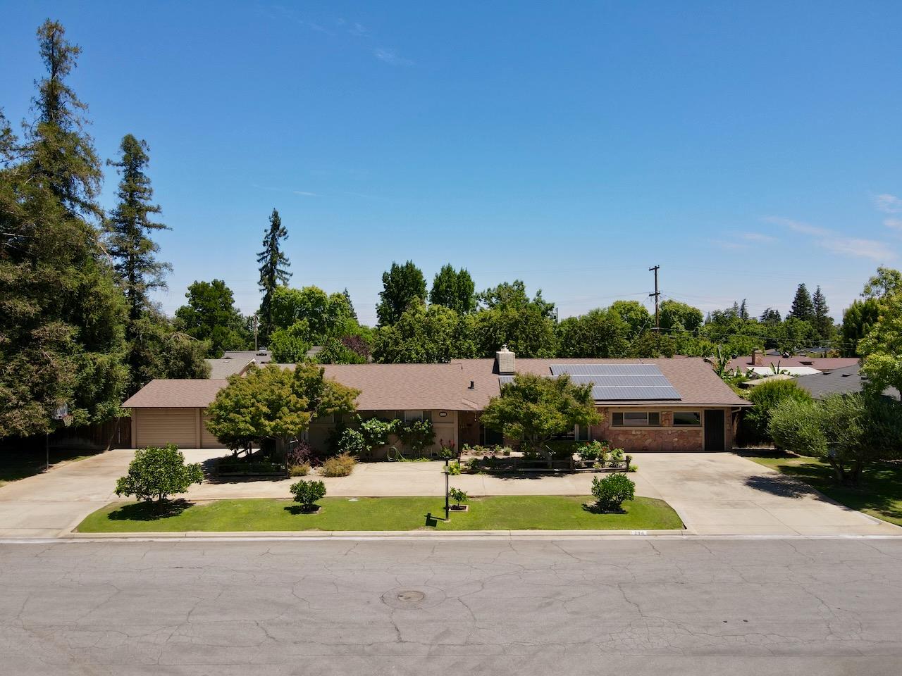294 San Bruno Ave, Fresno, CA 93704