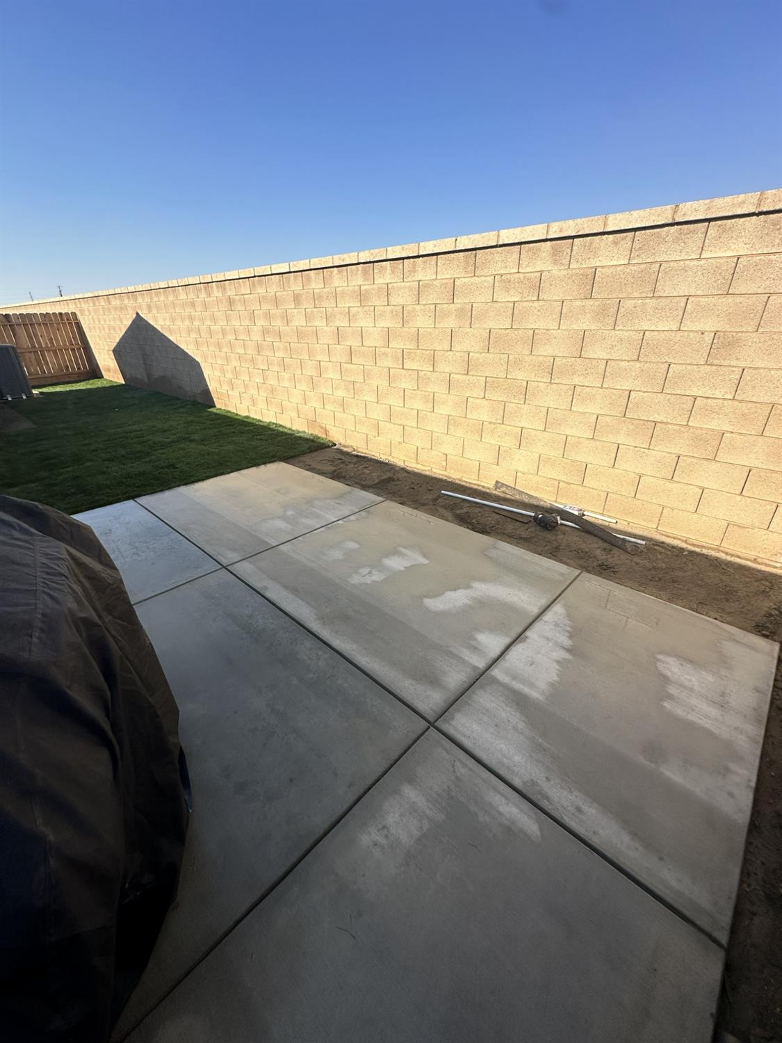 6606 E Carmen Ave, Fresno, CA 93727