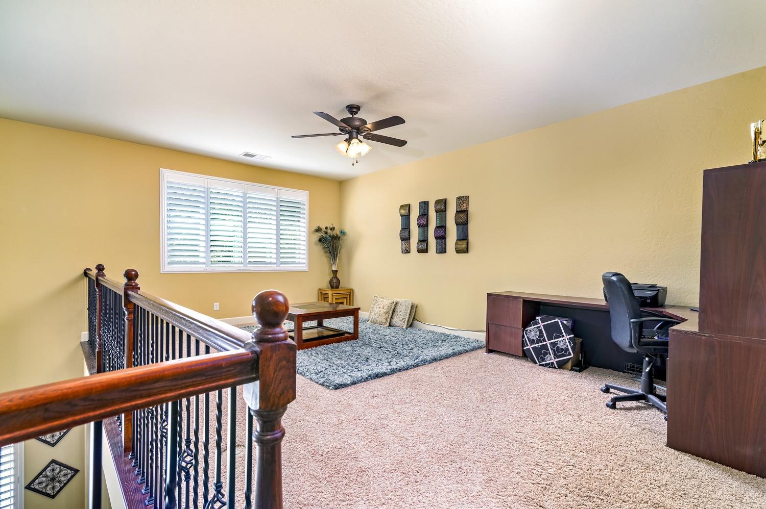 7263 E Redlands Ave, Fresno, CA 93737