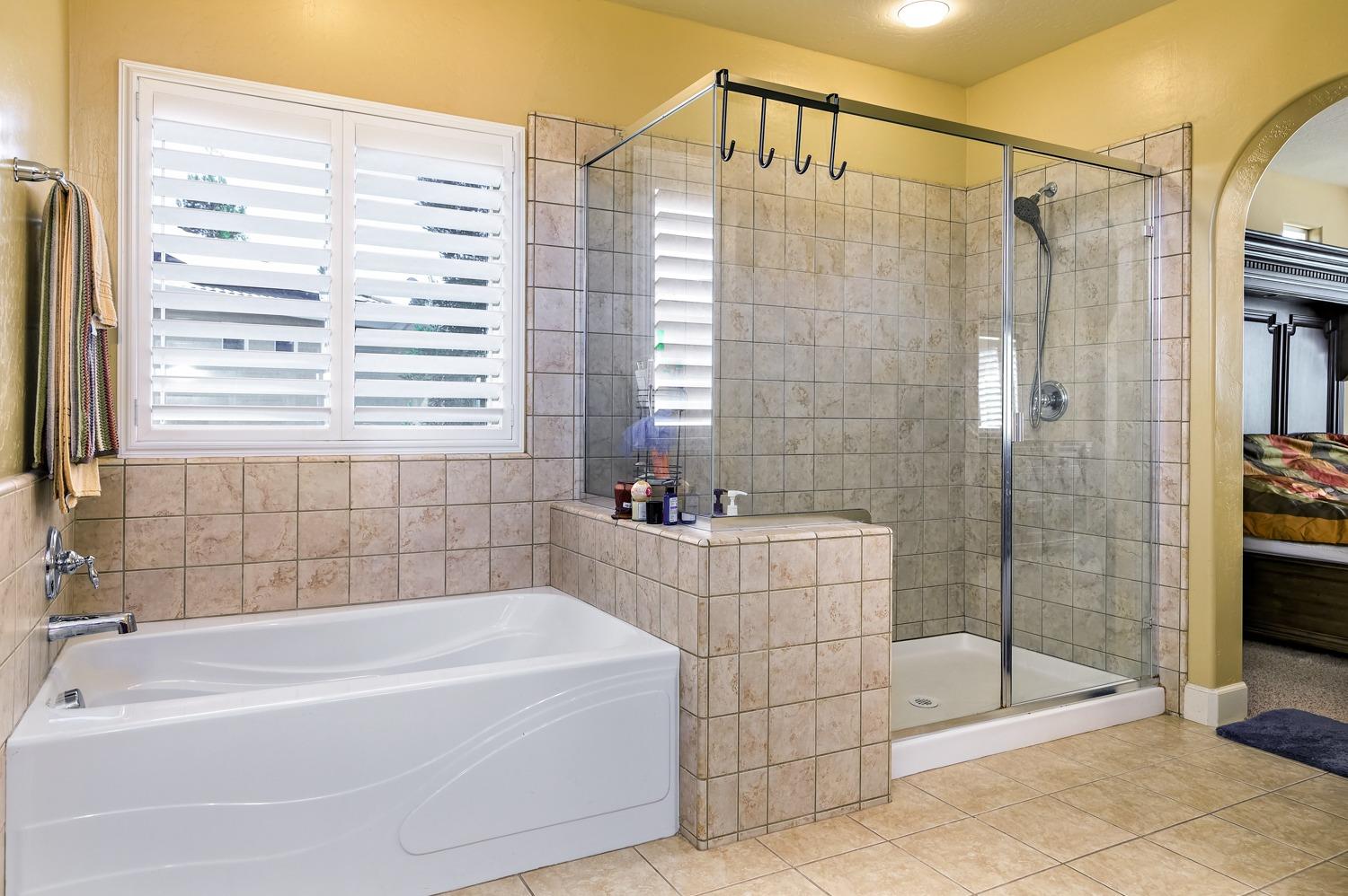 7263 E Redlands Ave, Fresno, CA 93737