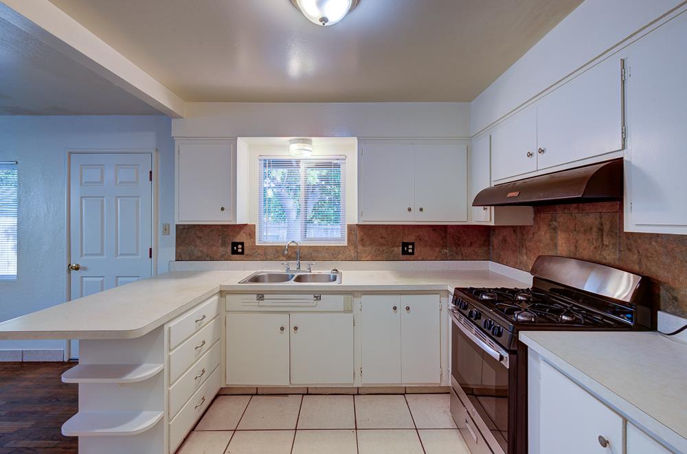 3744 E Dakota Ave, Fresno, CA 93726
