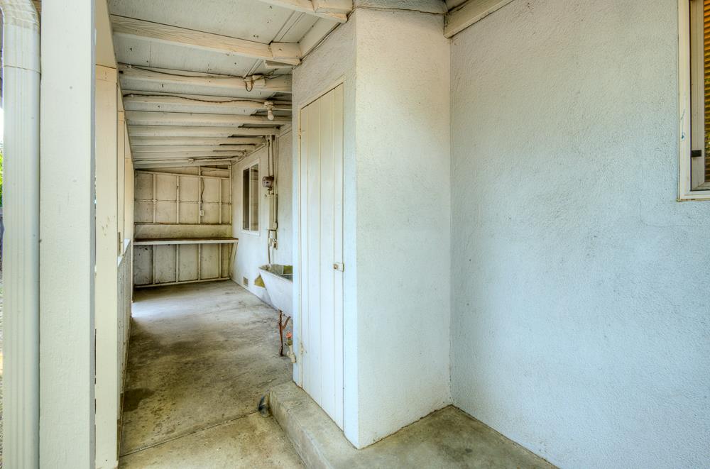 3744 E Dakota Ave, Fresno, CA 93726