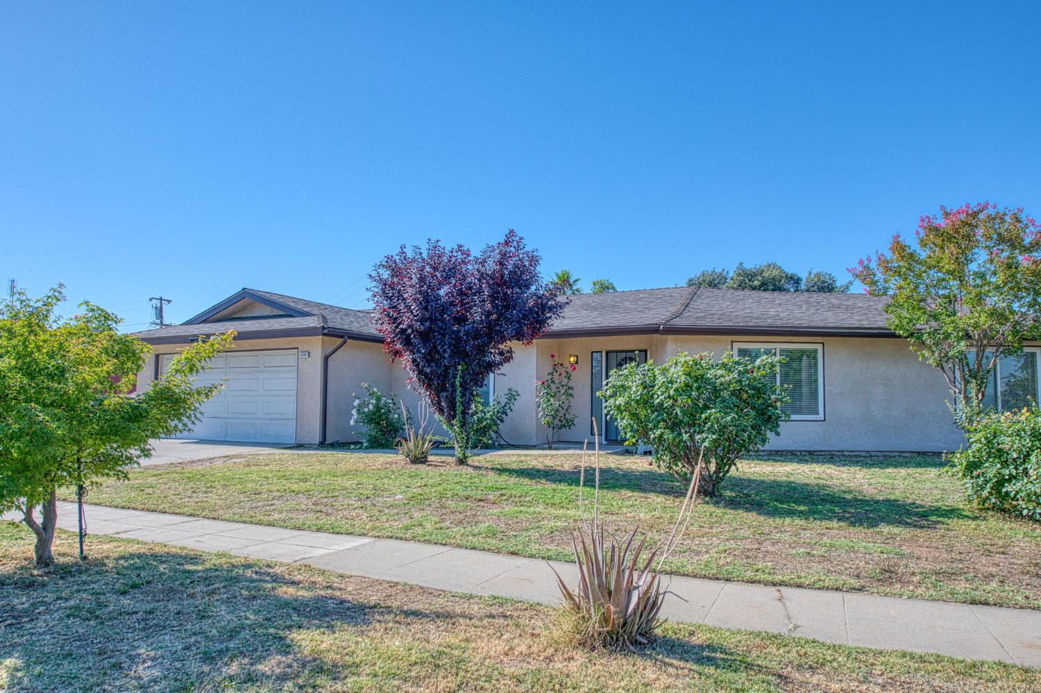 2335 W Cornell Ave, Fresno, CA 93705
