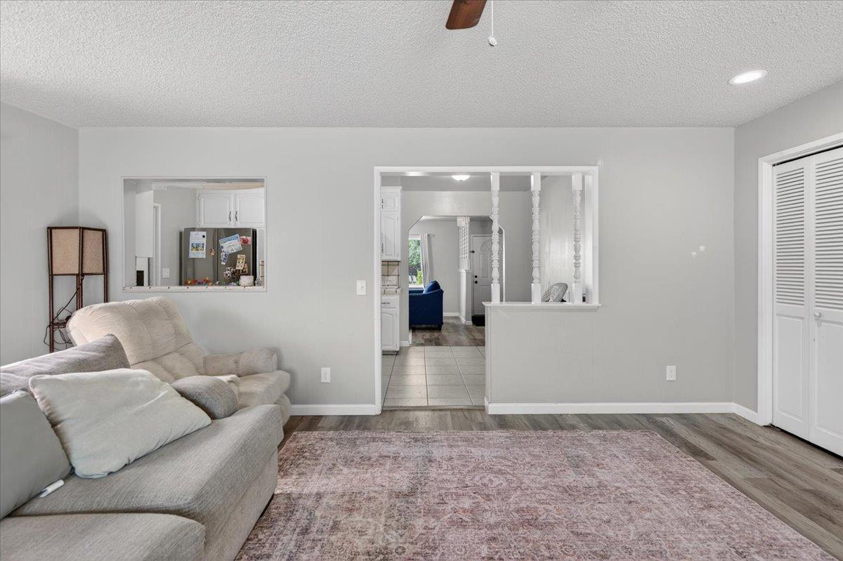 4737 E Cornell Ave, Fresno, CA 93703