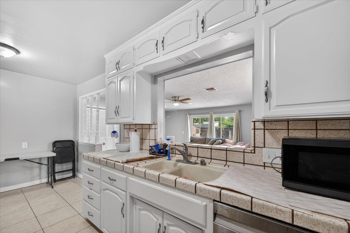 4737 E Cornell Ave, Fresno, CA 93703