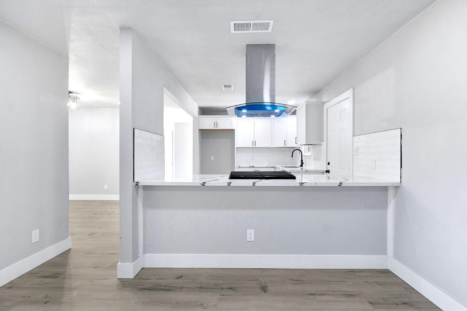 4847 N Delbert Ave, Fresno, CA 93722