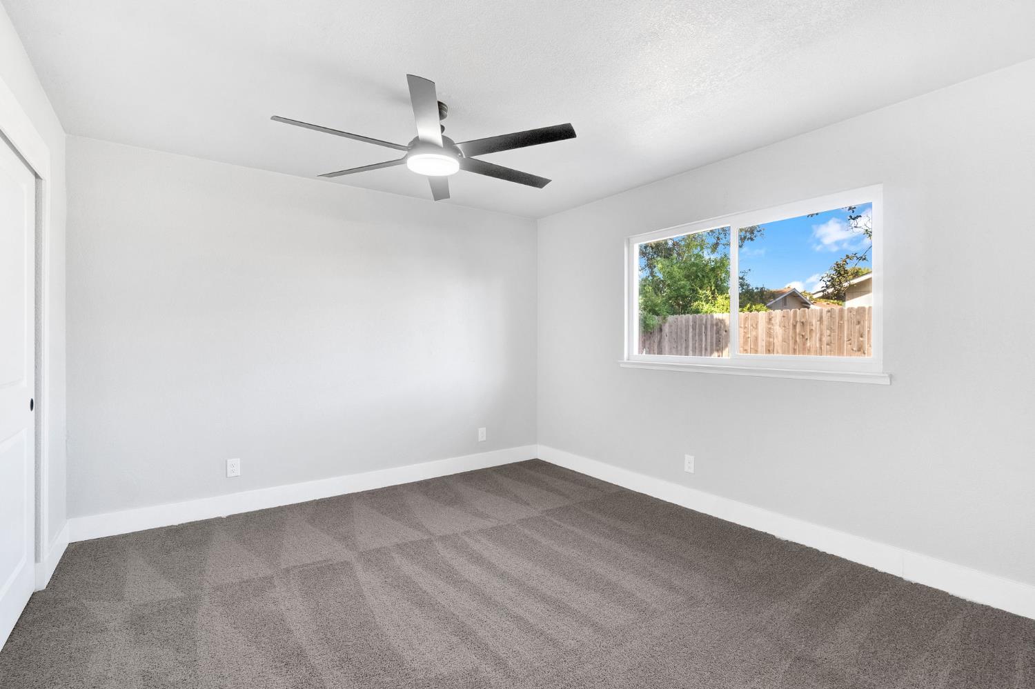 4847 N Delbert Ave, Fresno, CA 93722