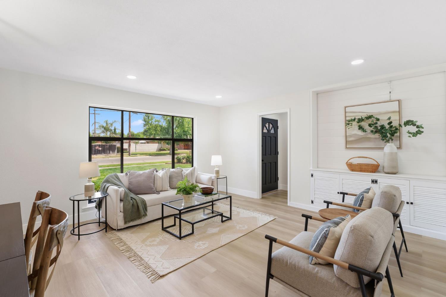 2720 E Pico Ave, Fresno, CA 93726
