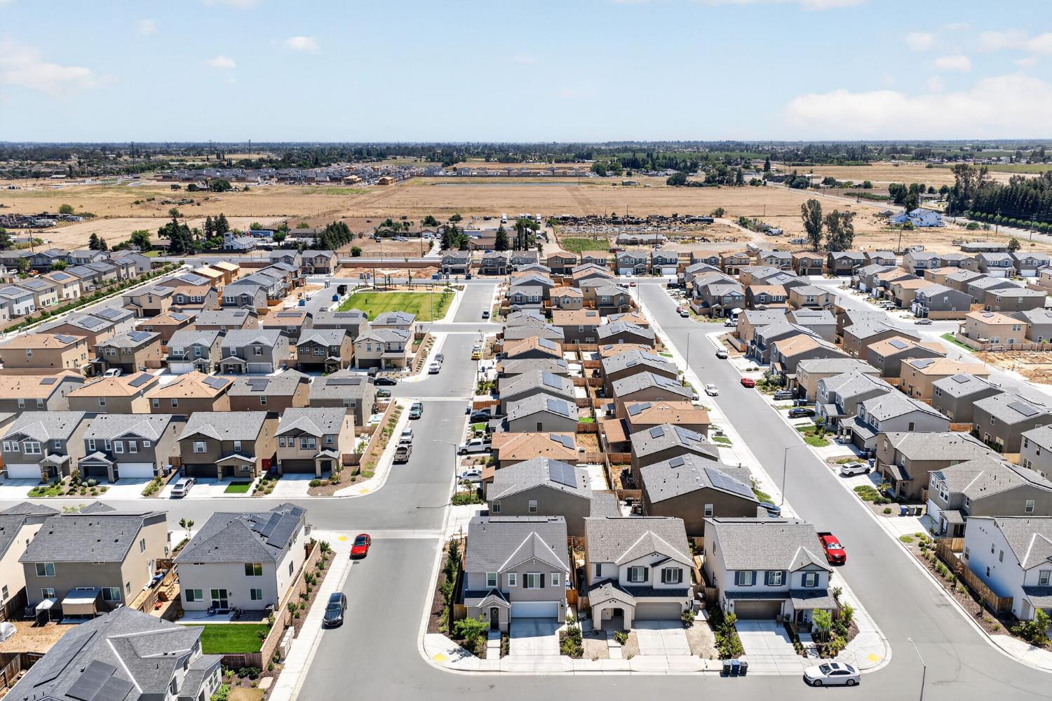 6339 W Oakley Ave, Fresno, CA 93723