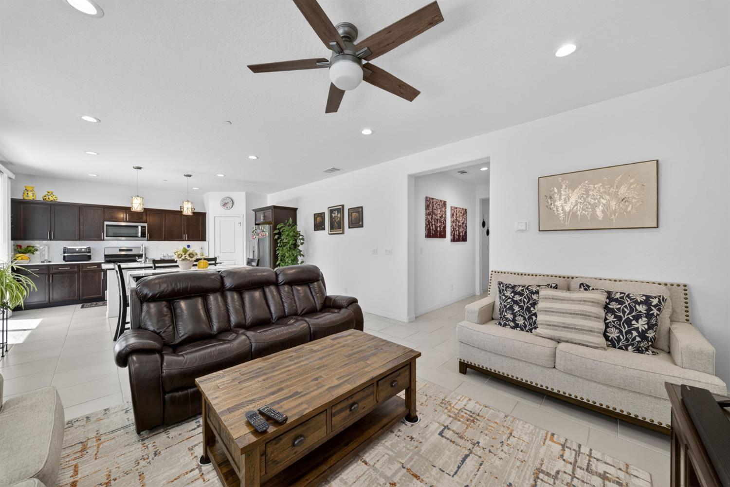 6339 W Oakley Ave, Fresno, CA 93723