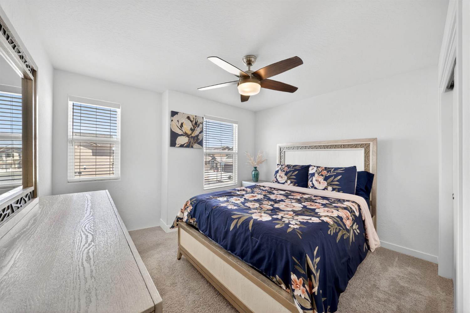 6339 W Oakley Ave, Fresno, CA 93723