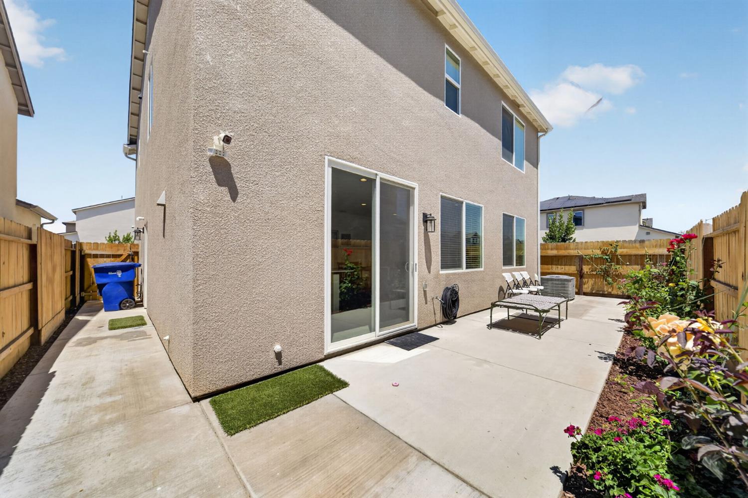 6339 W Oakley Ave, Fresno, CA 93723