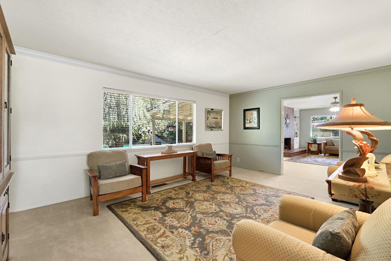 738 W Alamos Ave, Fresno, CA 93705