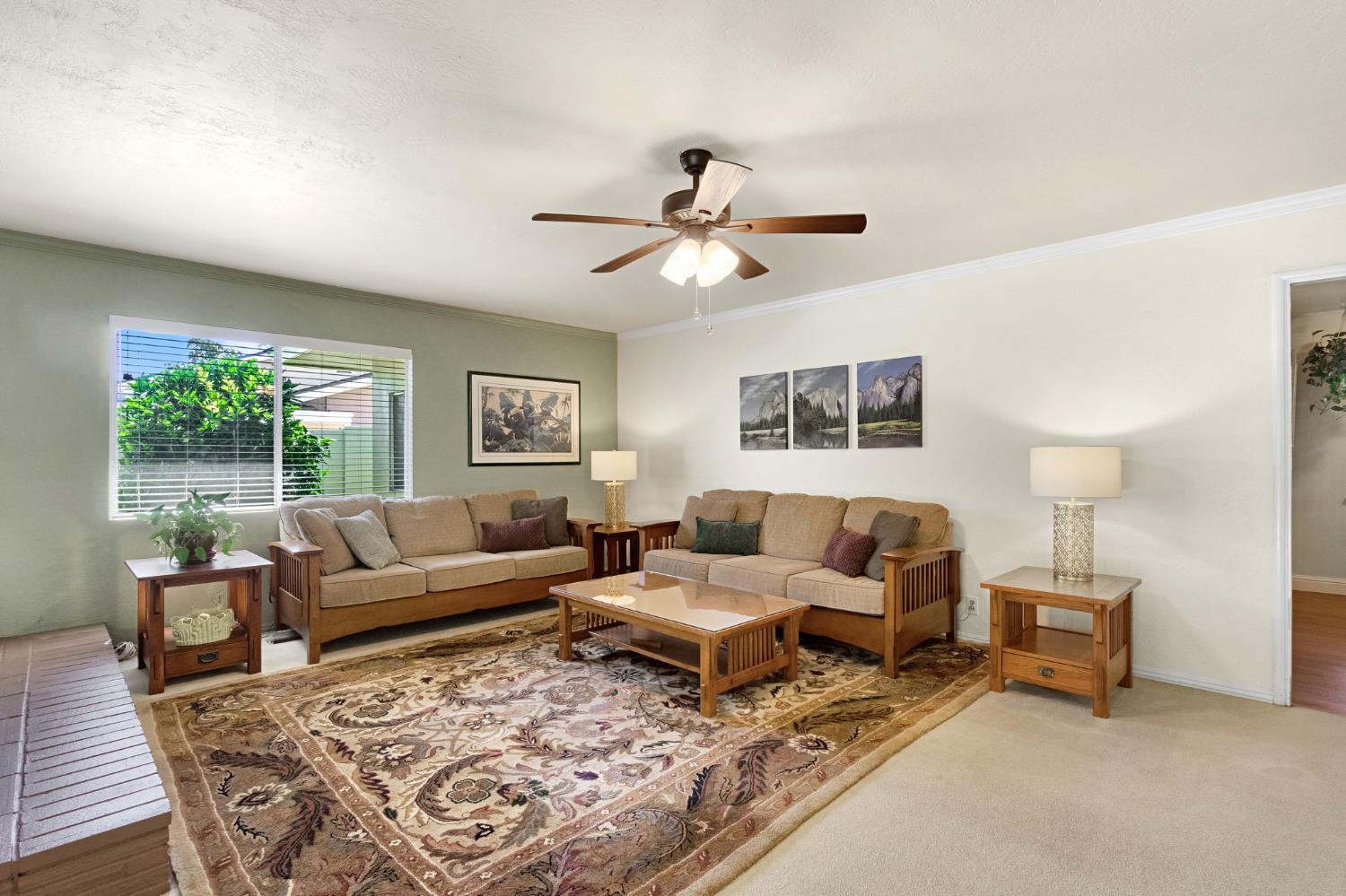 738 W Alamos Ave, Fresno, CA 93705