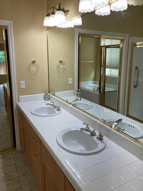 2157 W Rue St. Michel, Fresno, CA 93711