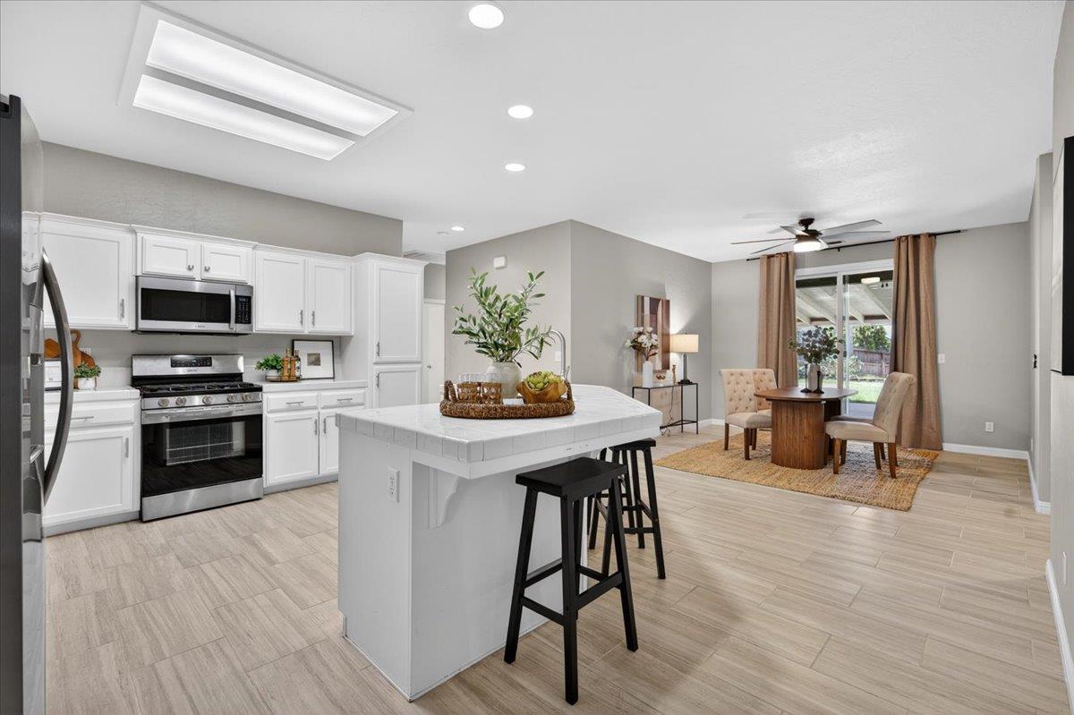 6105 E Cortland Ave, Fresno, CA 93727