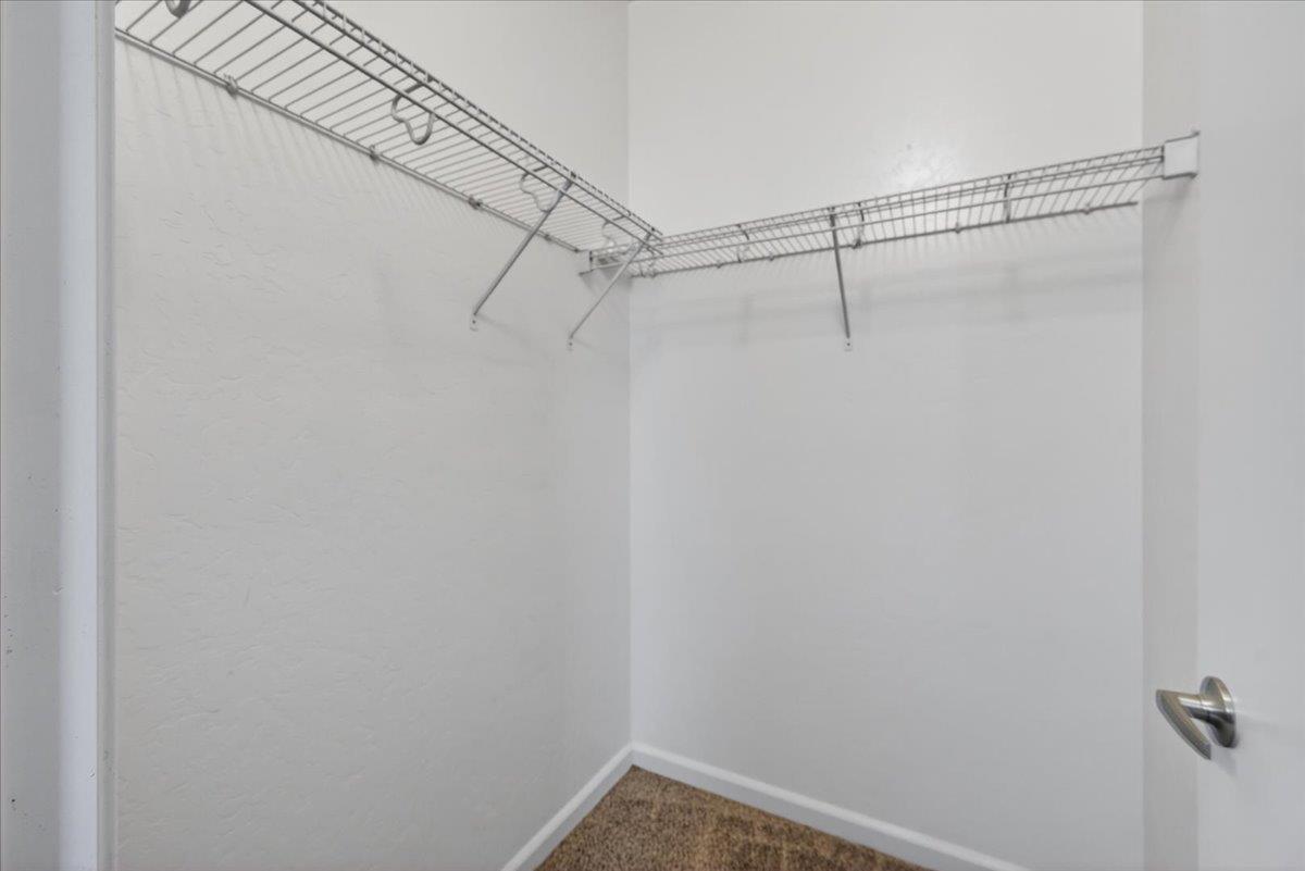6105 E Cortland Ave, Fresno, CA 93727