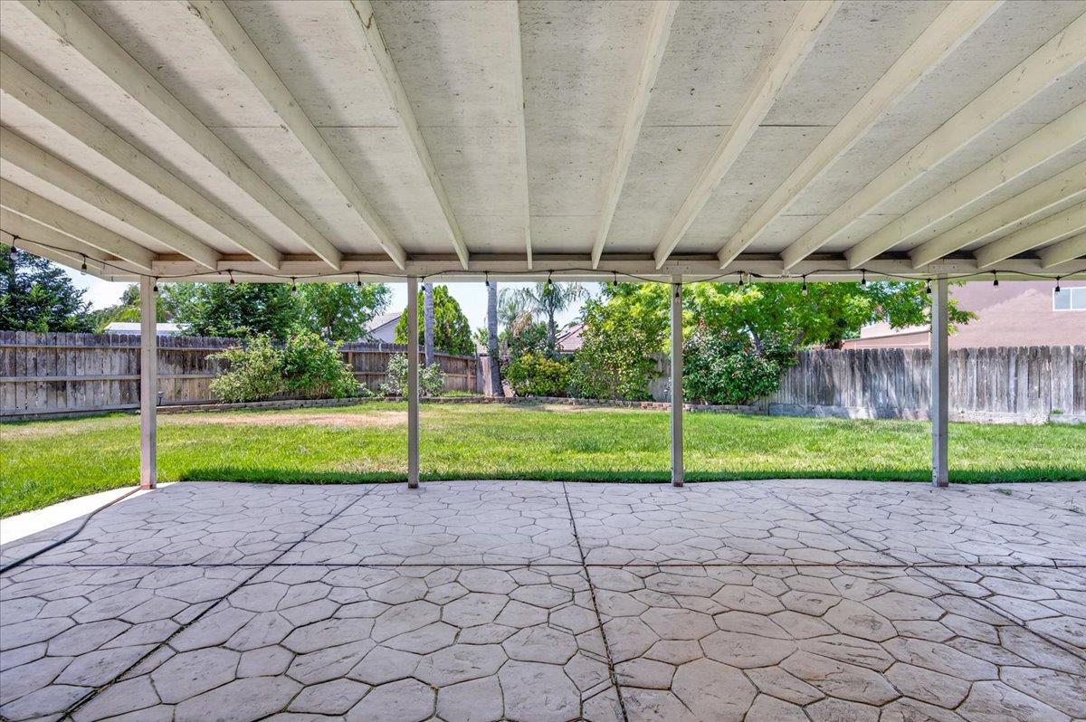 6105 E Cortland Ave, Fresno, CA 93727