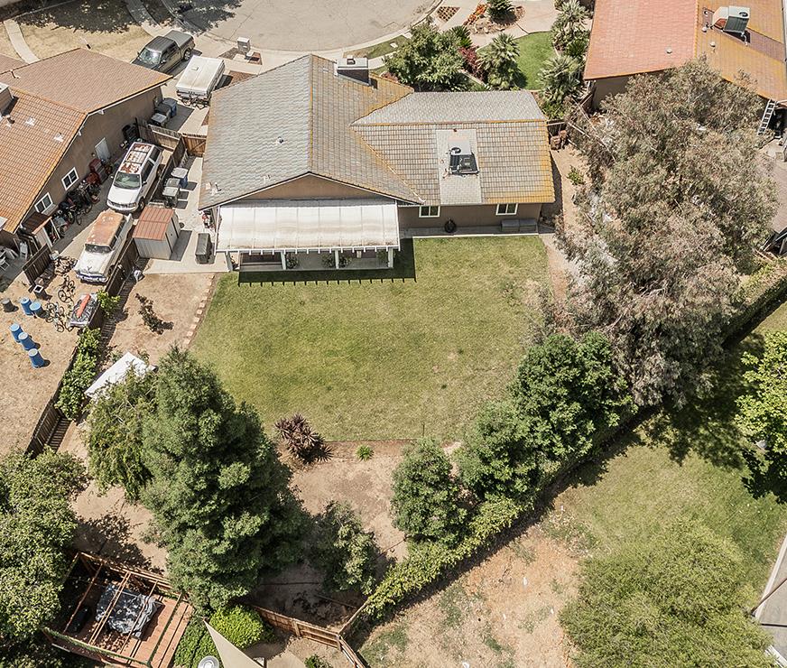 6688 N Bendel Ave, Fresno, CA 93722