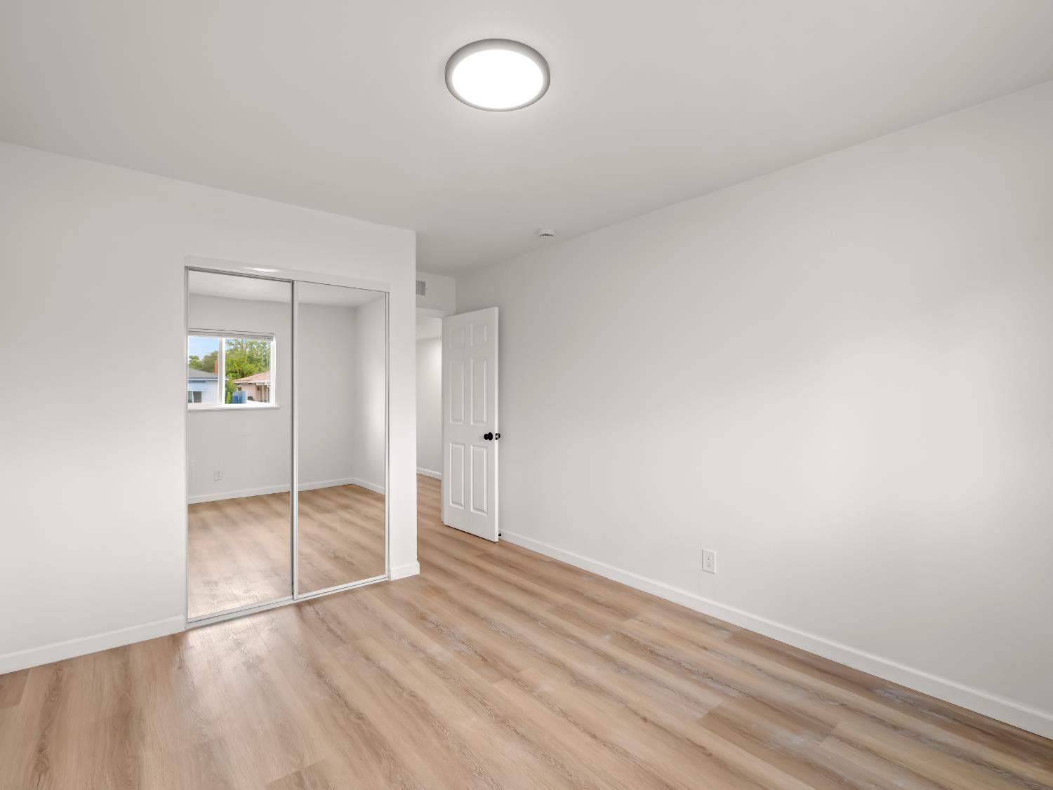 4046 E Cortland, Fresno, CA 93726