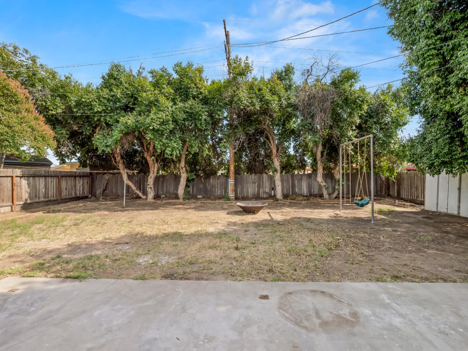 4046 E Cortland, Fresno, CA 93726