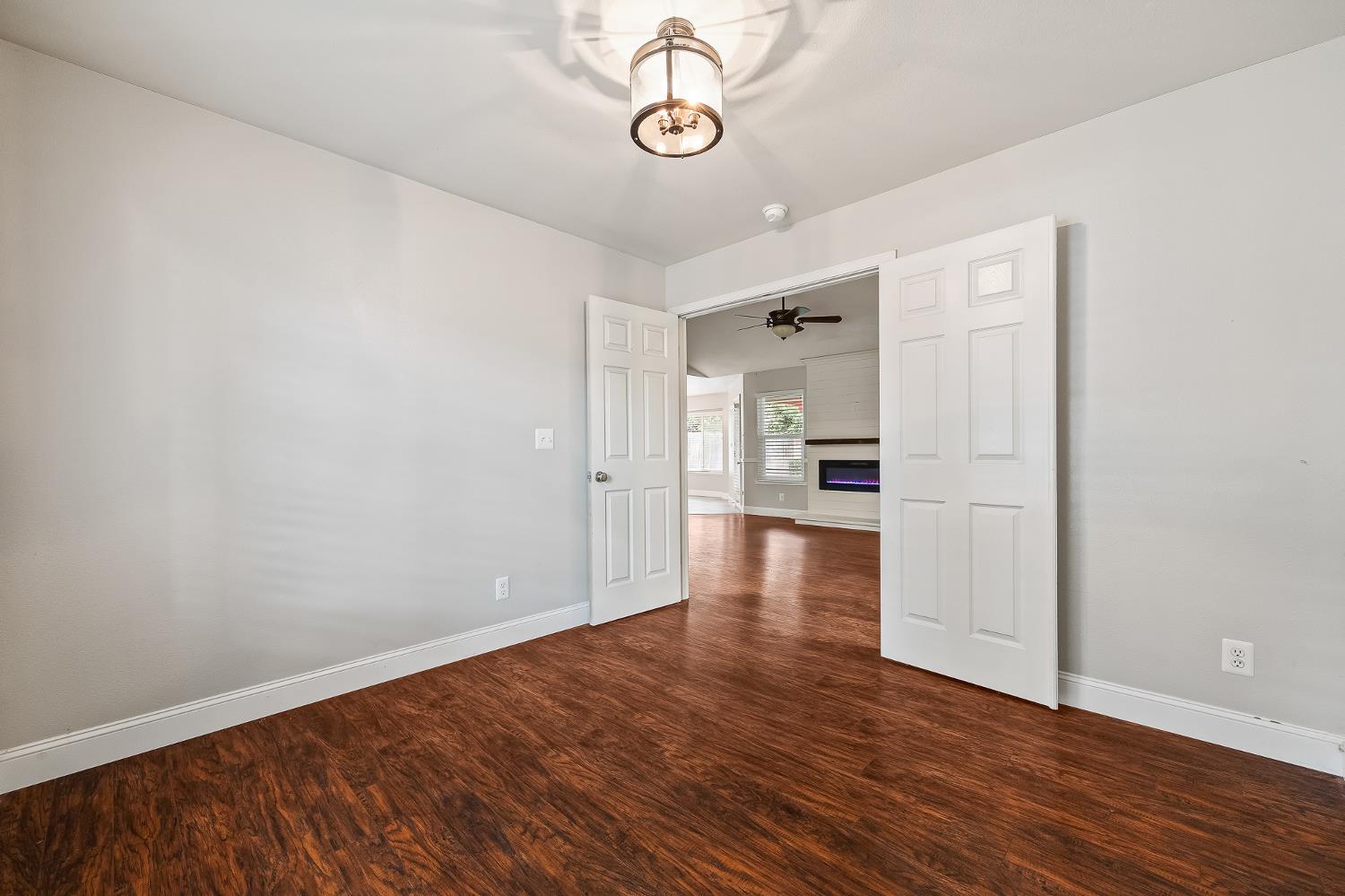 2047 Muncie Ave, Fresno, CA 93720