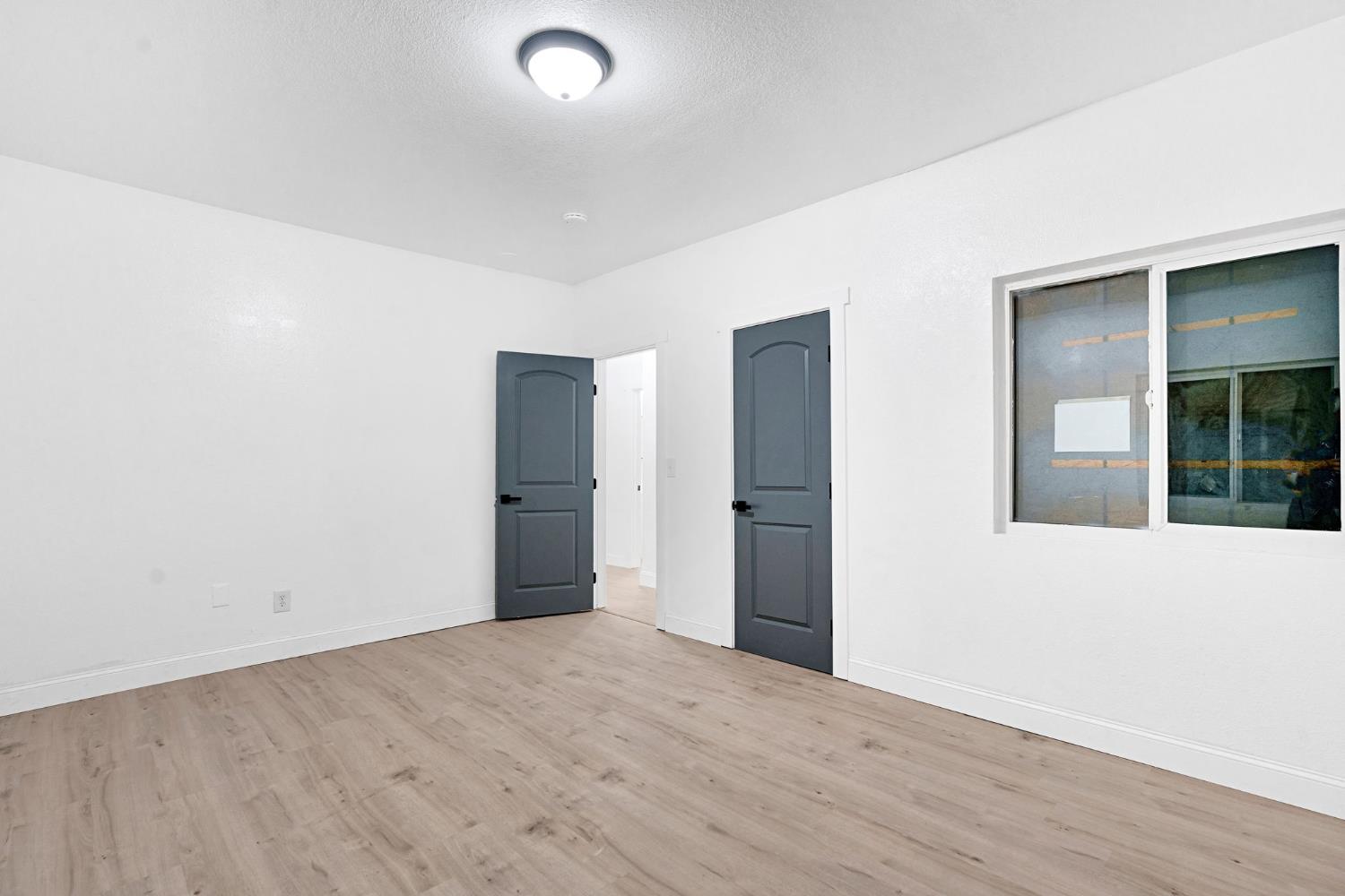 441 N Clark St, Fresno, CA 93701