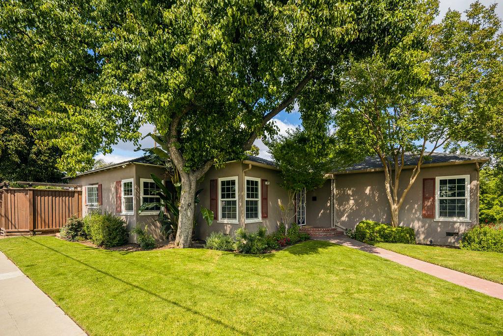 107 E Normal Ave, Fresno, CA 93704