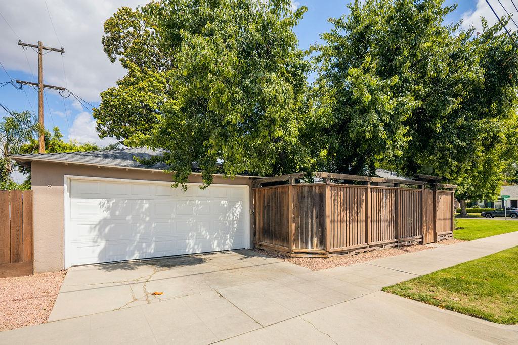 107 E Normal Ave, Fresno, CA 93704