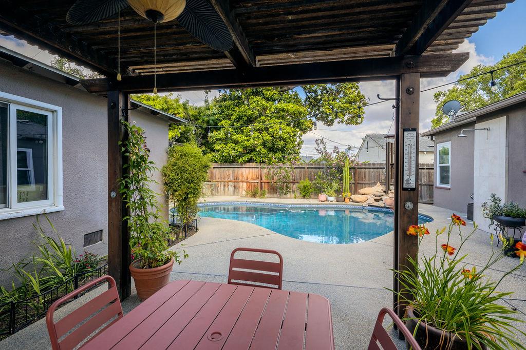 107 E Normal Ave, Fresno, CA 93704
