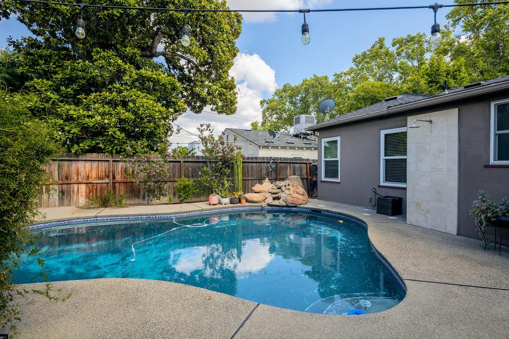 107 E Normal Ave, Fresno, CA 93704