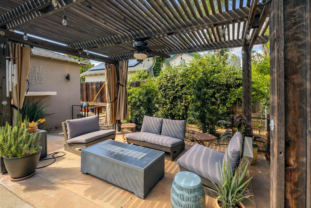 107 E Normal Ave, Fresno, CA 93704
