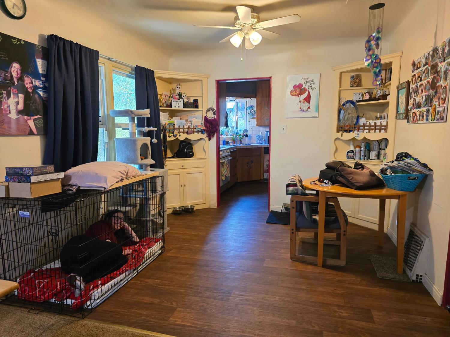 627 N Poplar Ave, Fresno, CA 93728