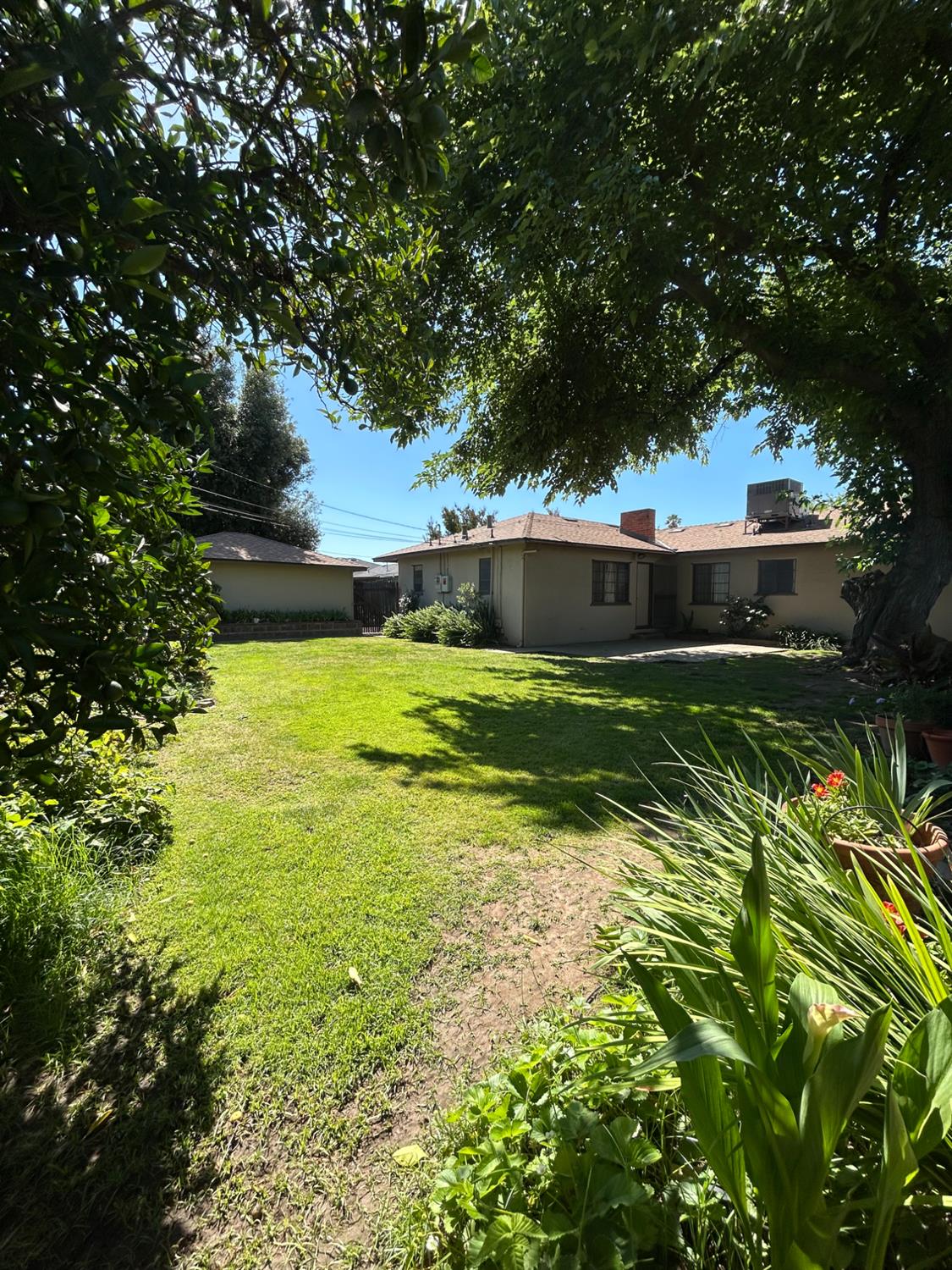 3501 E Harvard Ave, Fresno, CA 93703