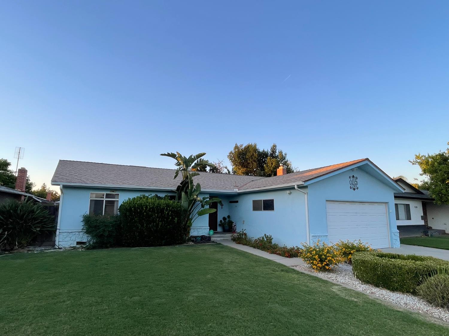 1572 E Sierra Ave, Fresno, CA 93710