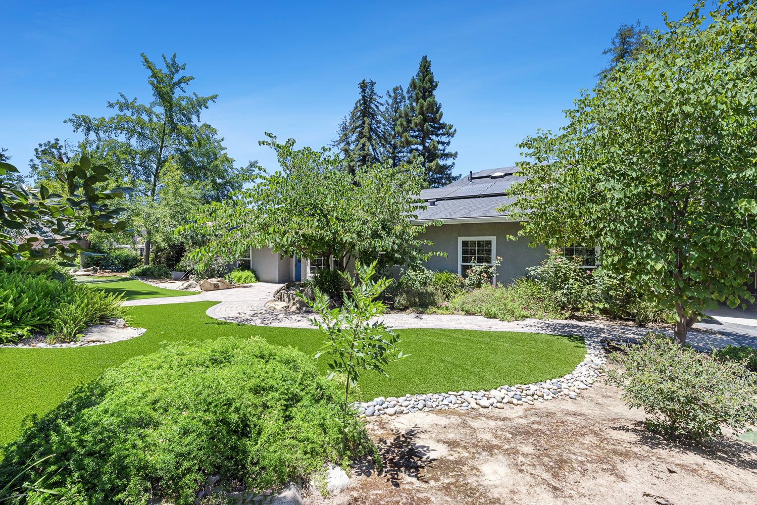 1408 E Plymouth Way, Fresno, CA 93720