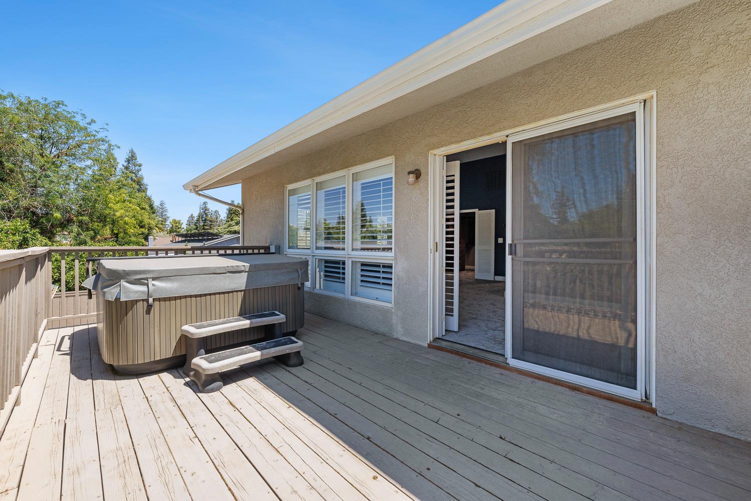 1408 E Plymouth Way, Fresno, CA 93720