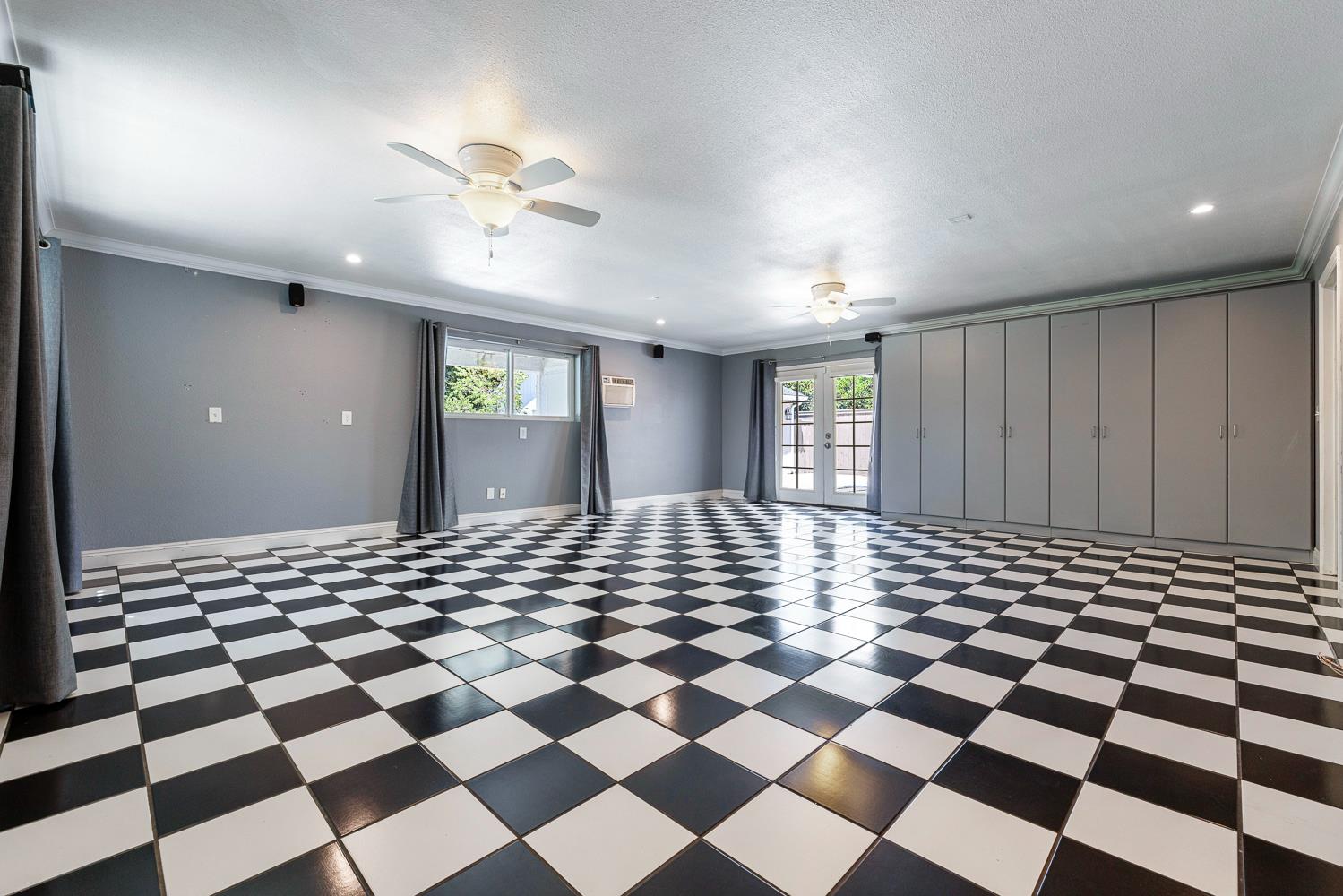 1408 E Plymouth Way, Fresno, CA 93720