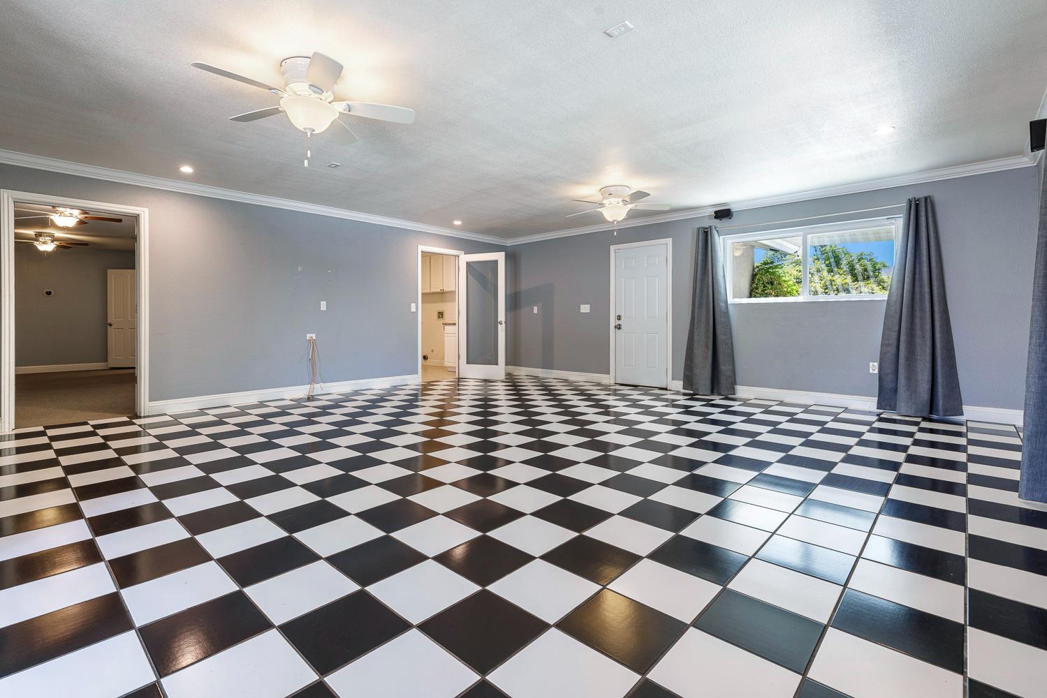 1408 E Plymouth Way, Fresno, CA 93720