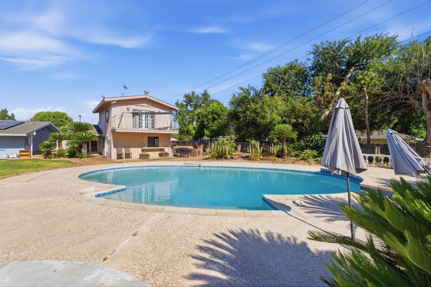5820 E Alta Ave, Fresno, CA 93727