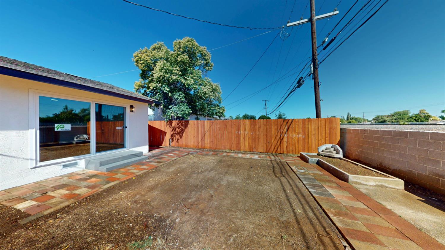 4298 N Holt Ave, Fresno, CA 93705