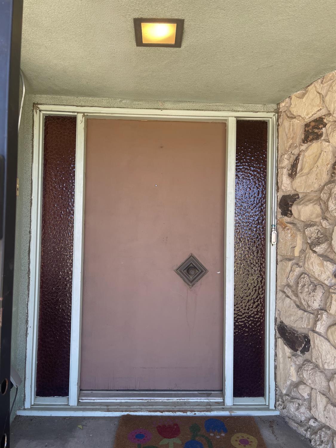 1111 W Kearney Blvd, Fresno, CA 93706