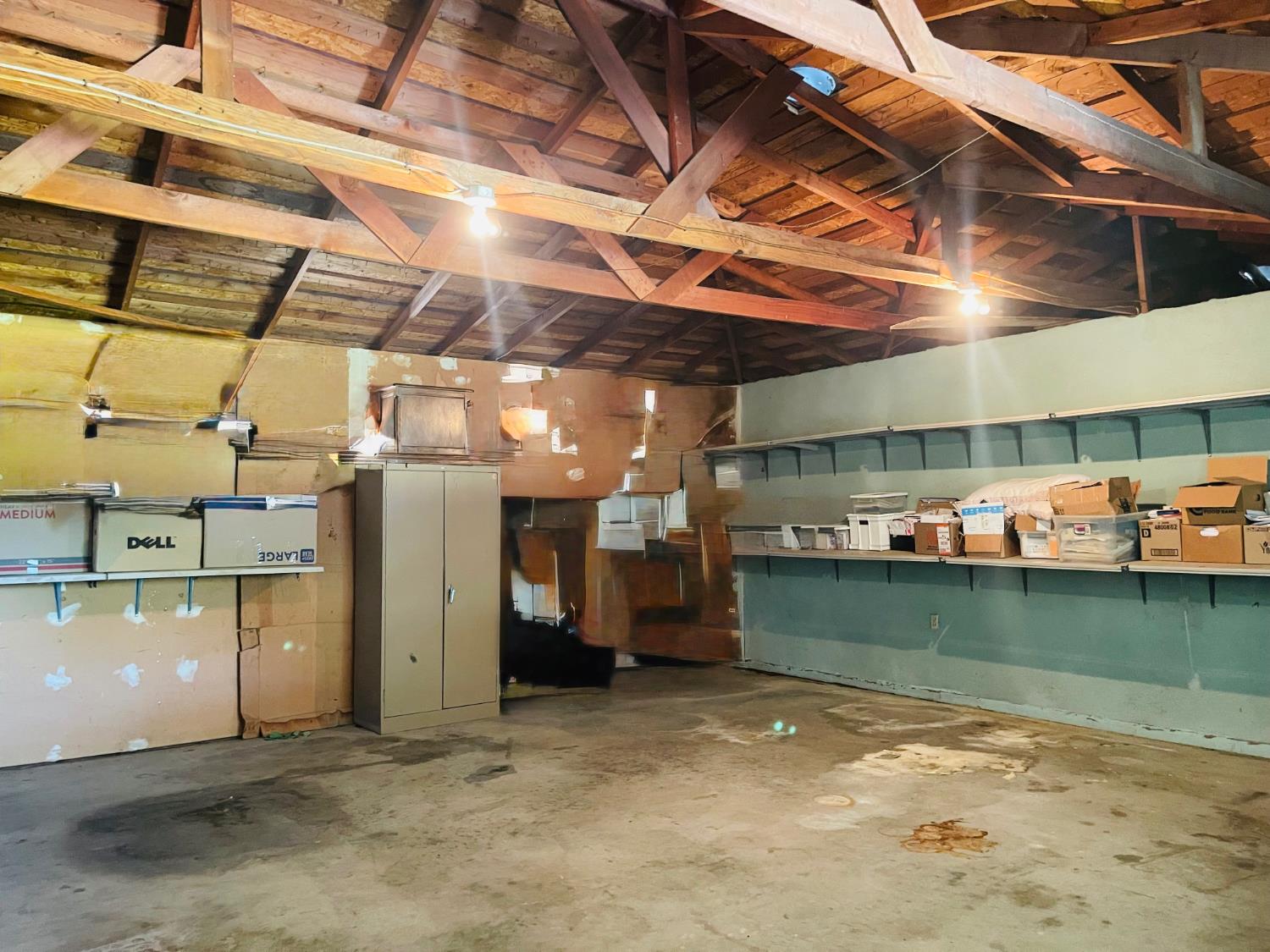 1111 W Kearney Blvd, Fresno, CA 93706