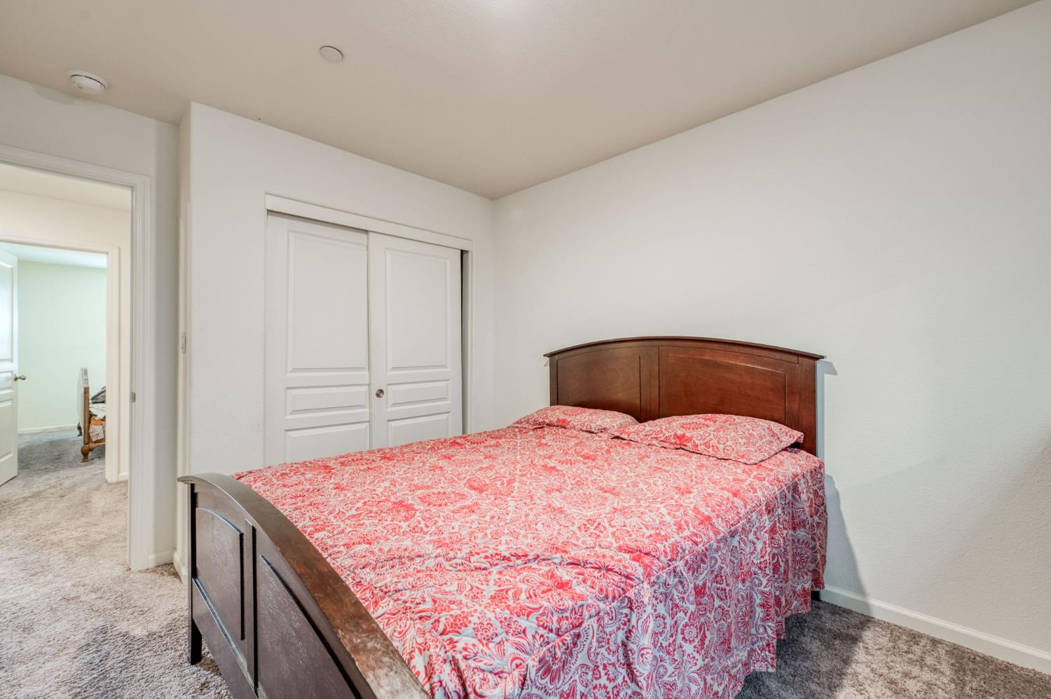 4374 W Saginaw Way, Fresno, CA 93722