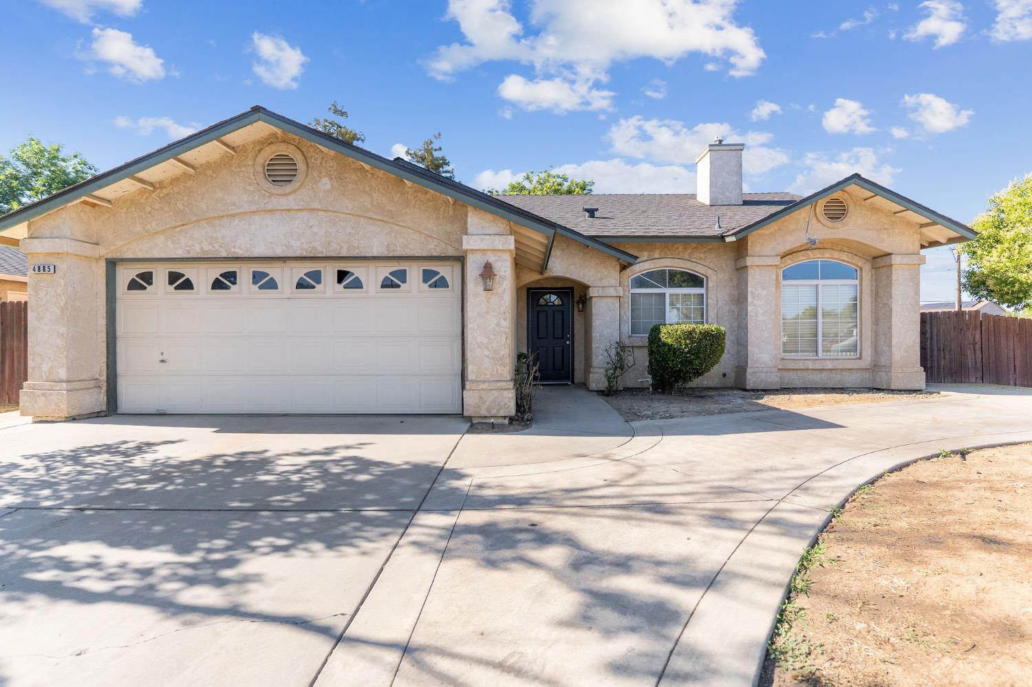 4885 E Edna Ave, Fresno, CA 93725