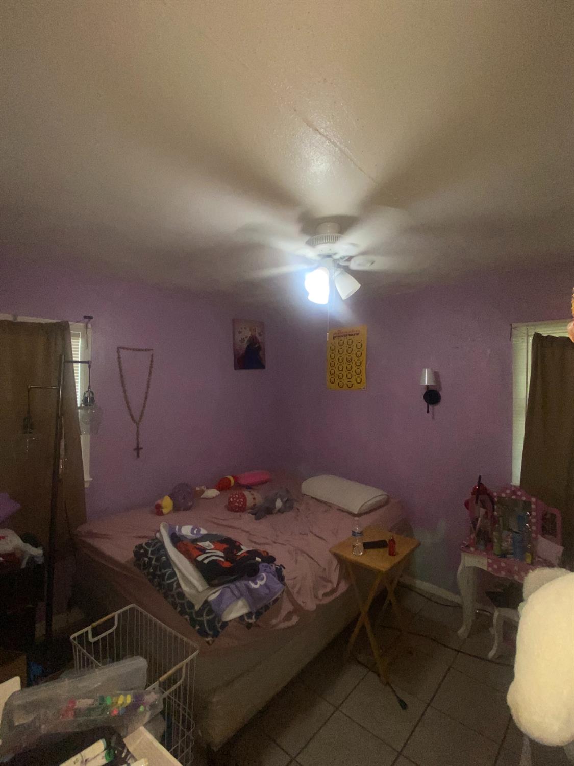 2037 S Hazelwood Blvd, Fresno, CA 93702